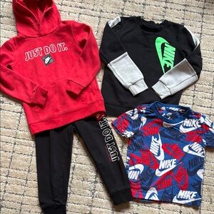 Nike Red and Black Sweatshirts & Hoodies for Athleisure